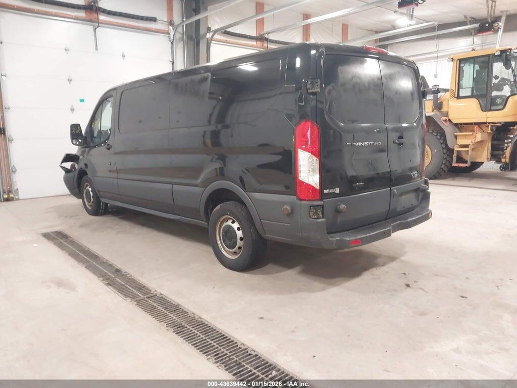 1FTYR2YG3JKB22685 2018 FORD TRANSIT-250 photo no. 3