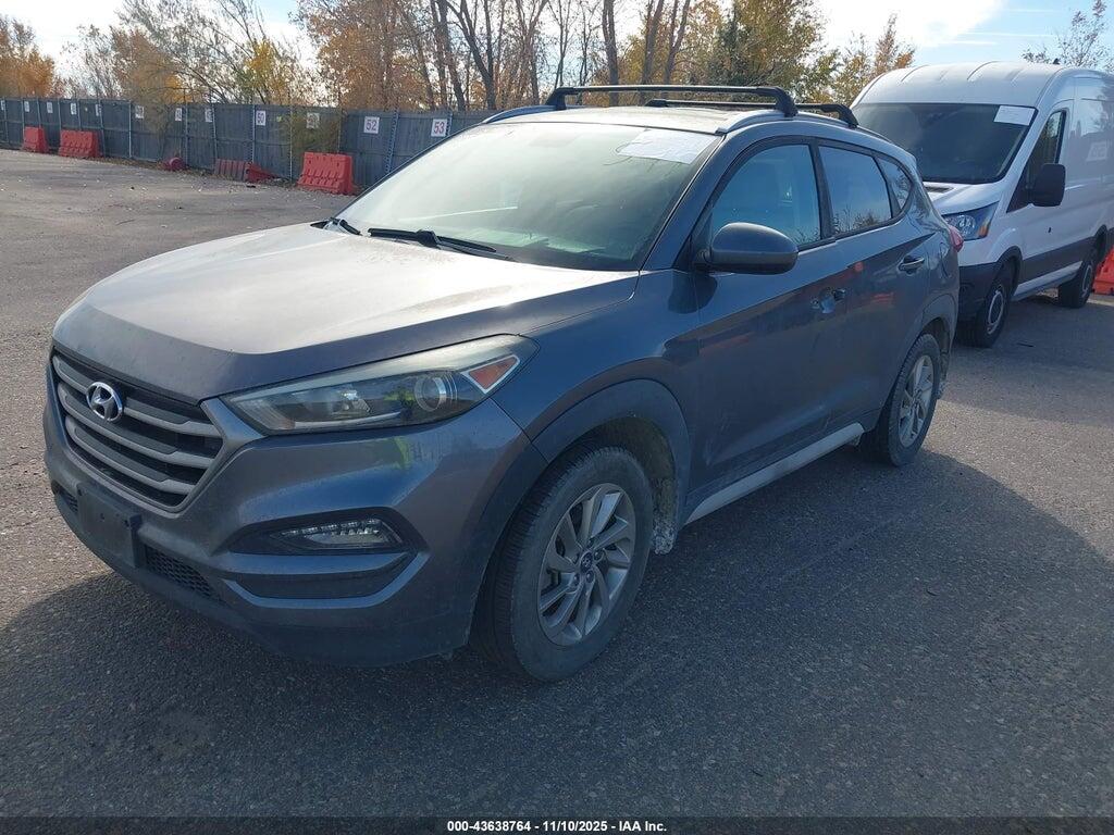 KM8J3CA43HU443418 2017 HYUNDAI TUCSON photo no. 2
