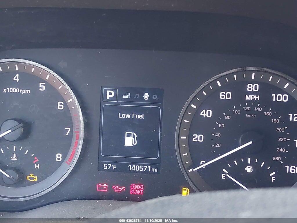 KM8J3CA43HU443418 2017 HYUNDAI TUCSON photo no. 7