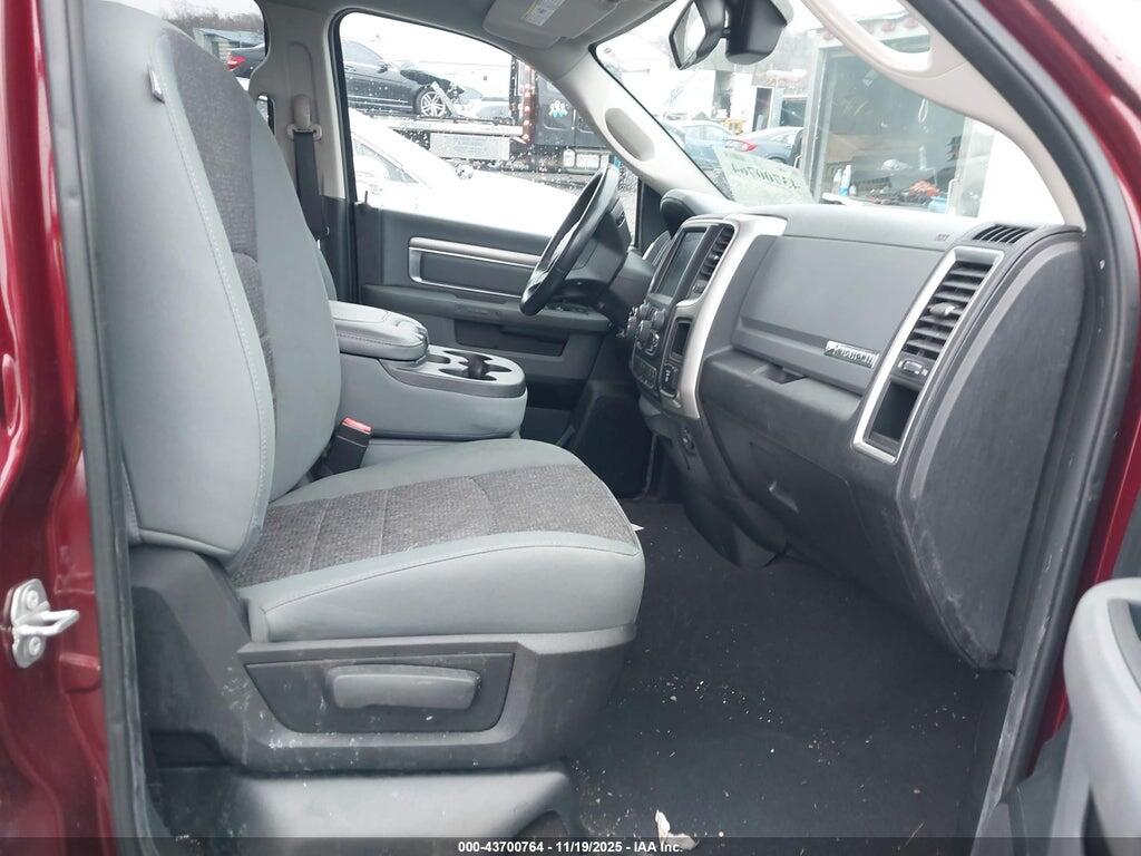 1C6RR7GT6HS633986 2017 RAM 1500 photo no. 5