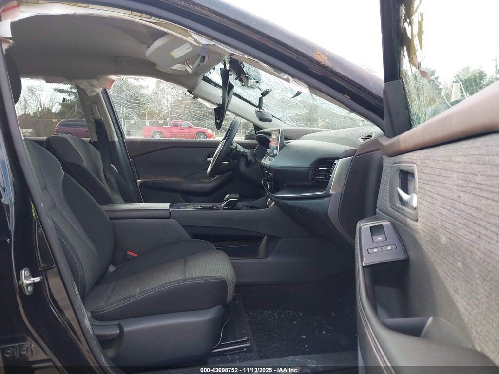 5N1AT3BA8MC673749 2021 NISSAN ROGUE photo no. 5