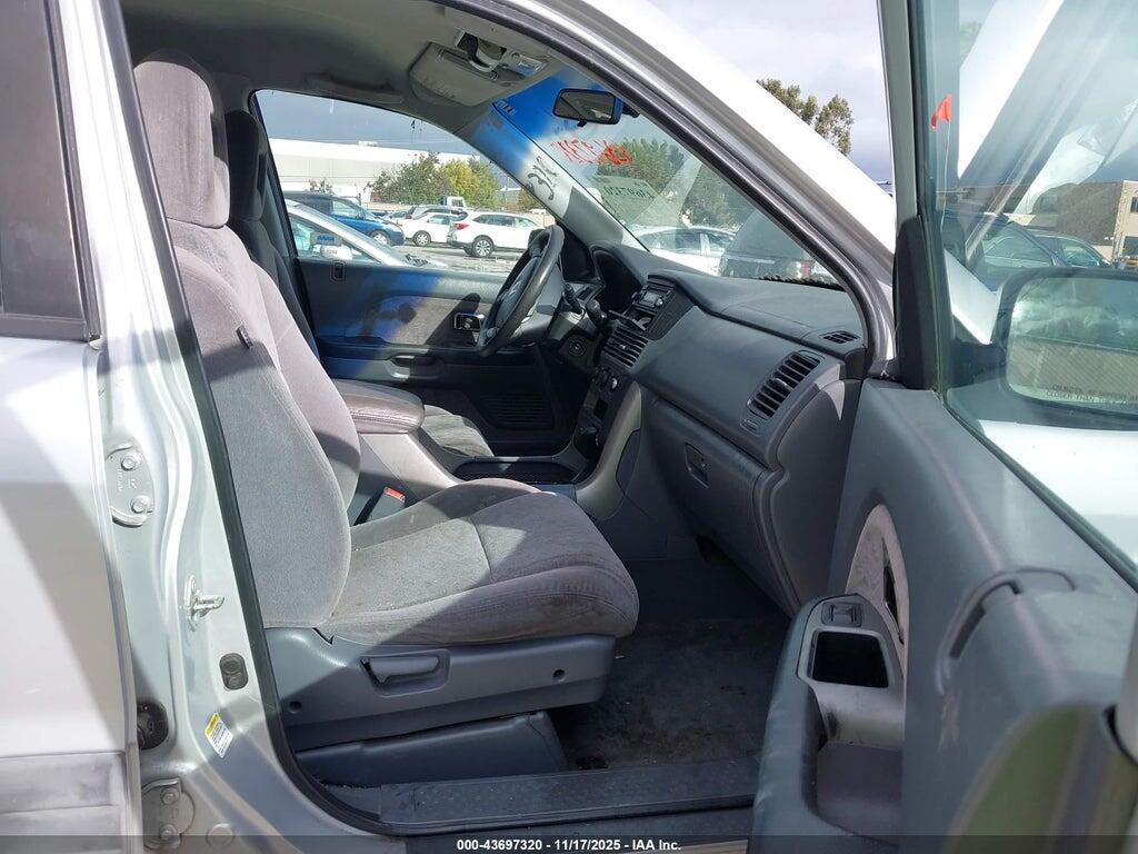 2HKYF181X4H614874 2004 HONDA PILOT photo no. 5
