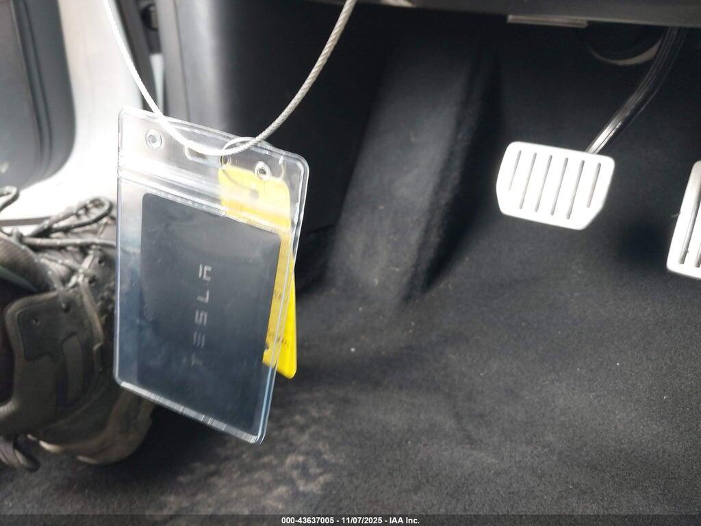 5YJ3E1ECXLF642125 2020 TESLA MODEL 3 photo no. 11