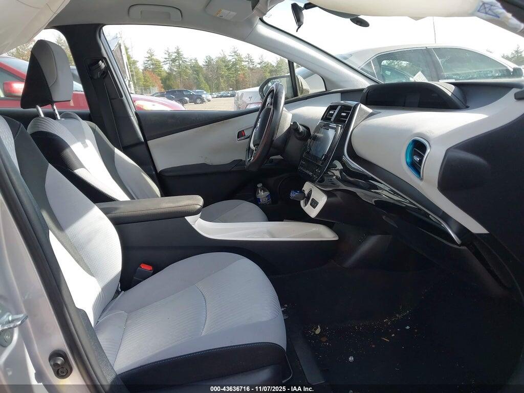 JTDKARFP4H3059819 2017 TOYOTA PRIUS PRIME photo no. 5
