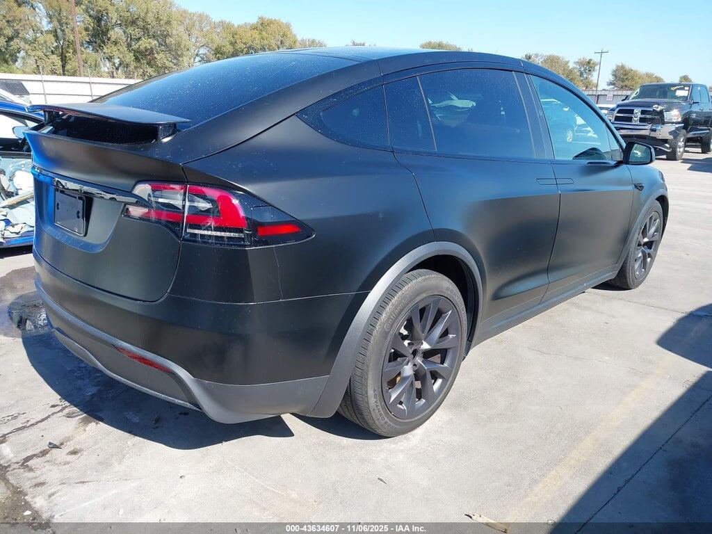 7SAXCDE58RF436419 2024 TESLA MODEL X photo no. 4
