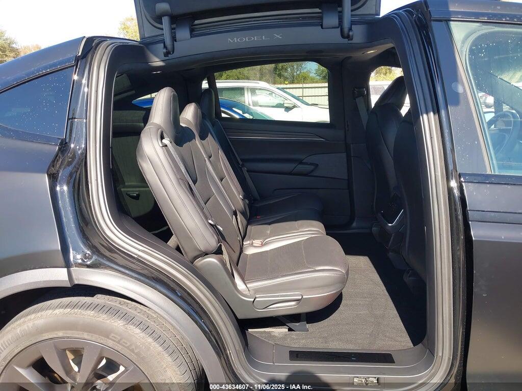 7SAXCDE58RF436419 2024 TESLA MODEL X photo no. 8