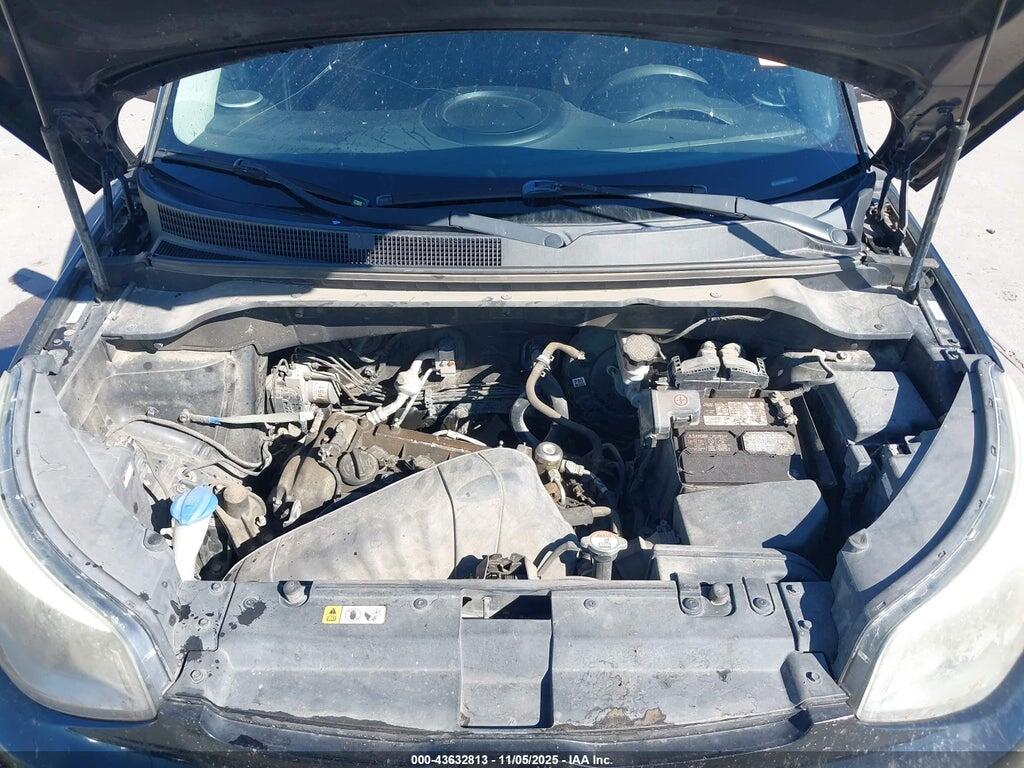 KNDJN2A28E7028743 2014 KIA SOUL photo no. 10