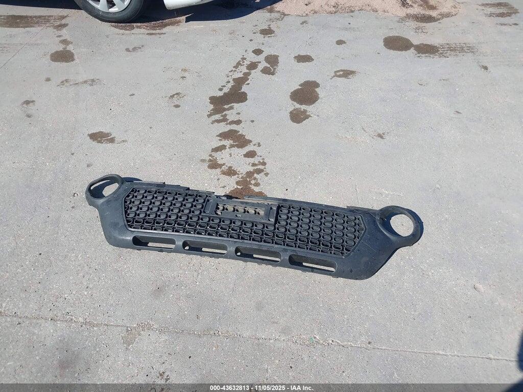 KNDJN2A28E7028743 2014 KIA SOUL photo no. 12