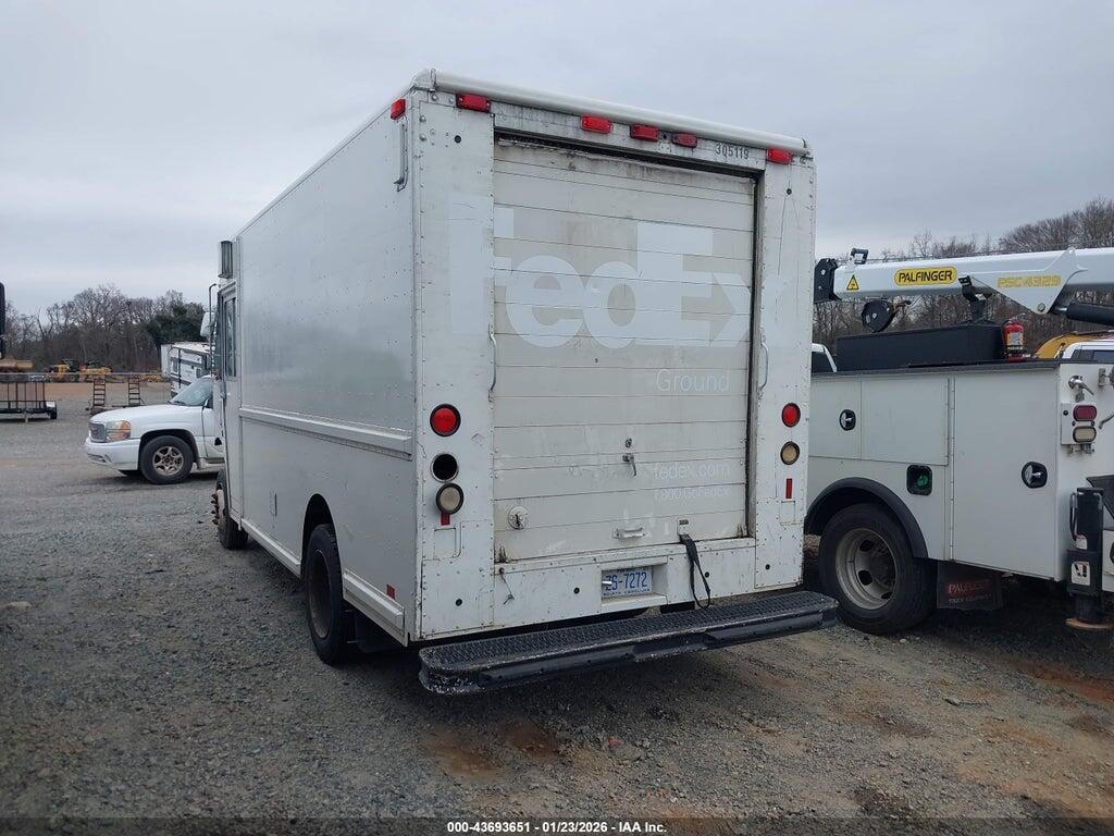 4UZA4FF4XWC902633 1998 FREIGHTLINER CHASSIS photo no. 3