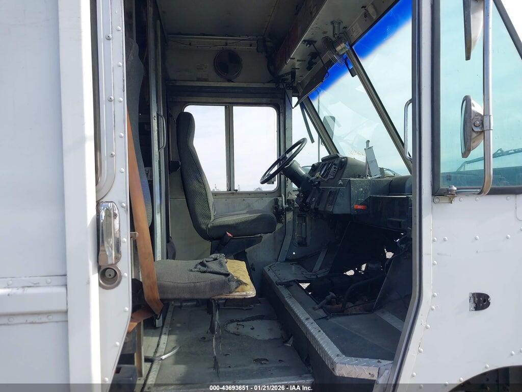 4UZA4FF4XWC902633 1998 FREIGHTLINER CHASSIS photo no. 7