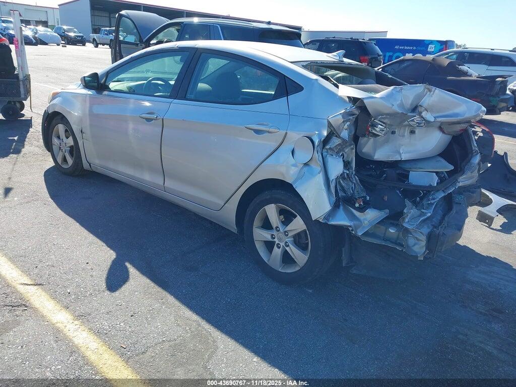 5NPDH4AE8DH323927 2013 HYUNDAI ELANTRA photo no. 3