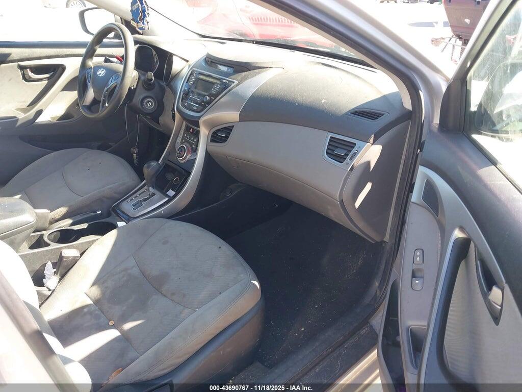 5NPDH4AE8DH323927 2013 HYUNDAI ELANTRA photo no. 5