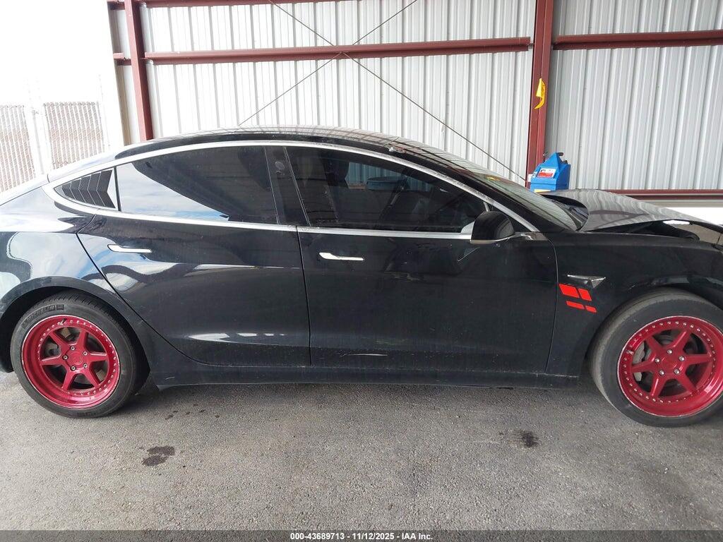 5YJ3E1EA7JF062827 2018 TESLA MODEL 3 photo no. 12
