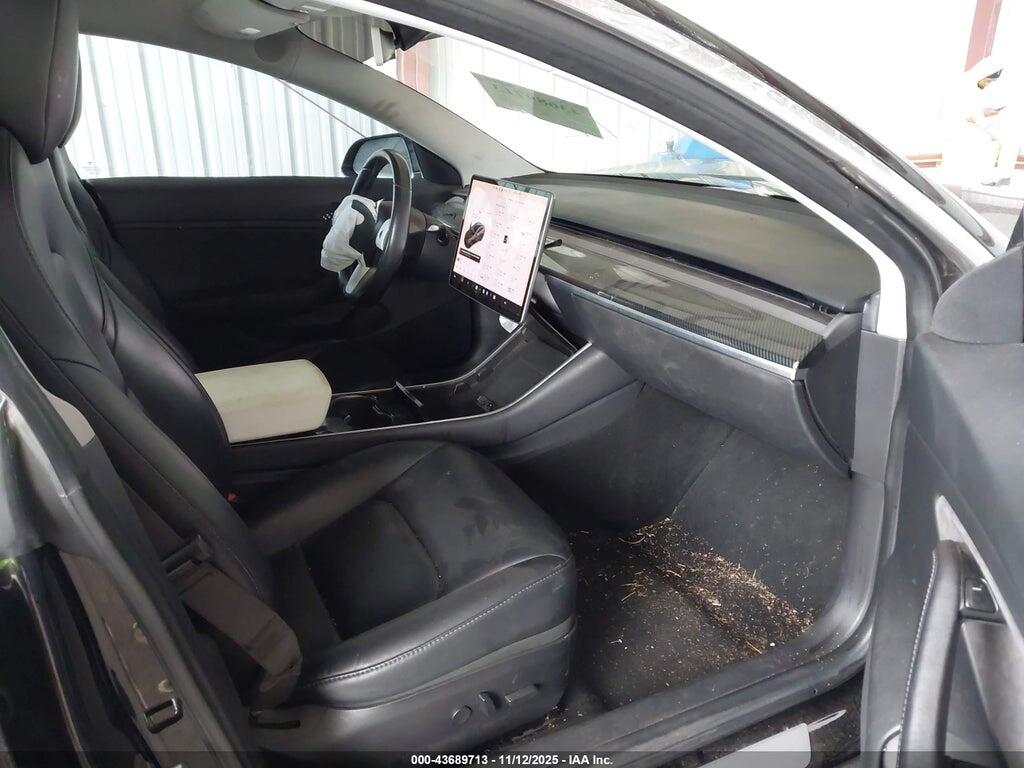 5YJ3E1EA7JF062827 2018 TESLA MODEL 3 photo no. 5