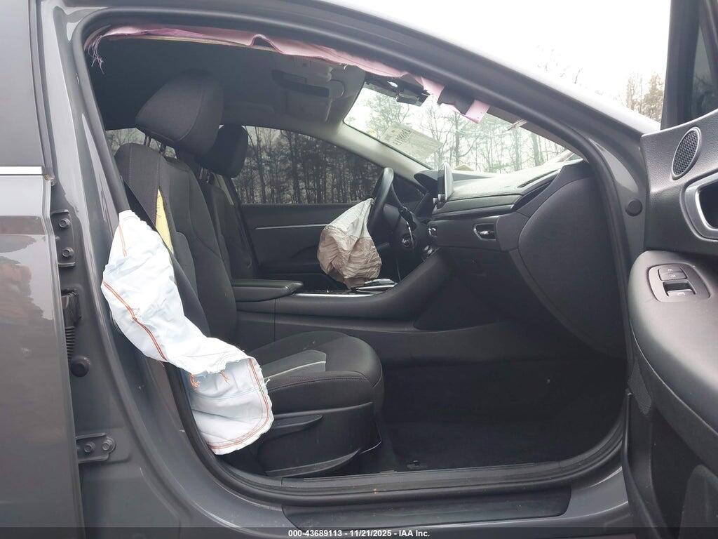 5NPEG4JA3MH069399 2021 HYUNDAI SONATA photo no. 5