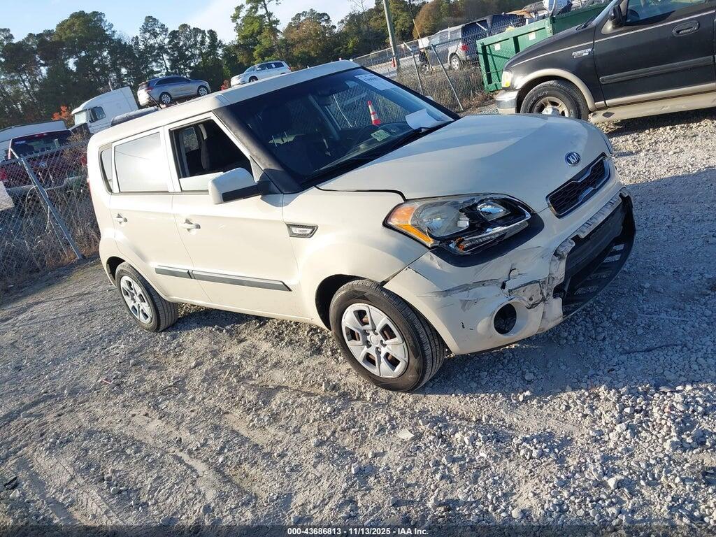 KNDJT2A56D7530424 2013 KIA SOUL photo no. 1
