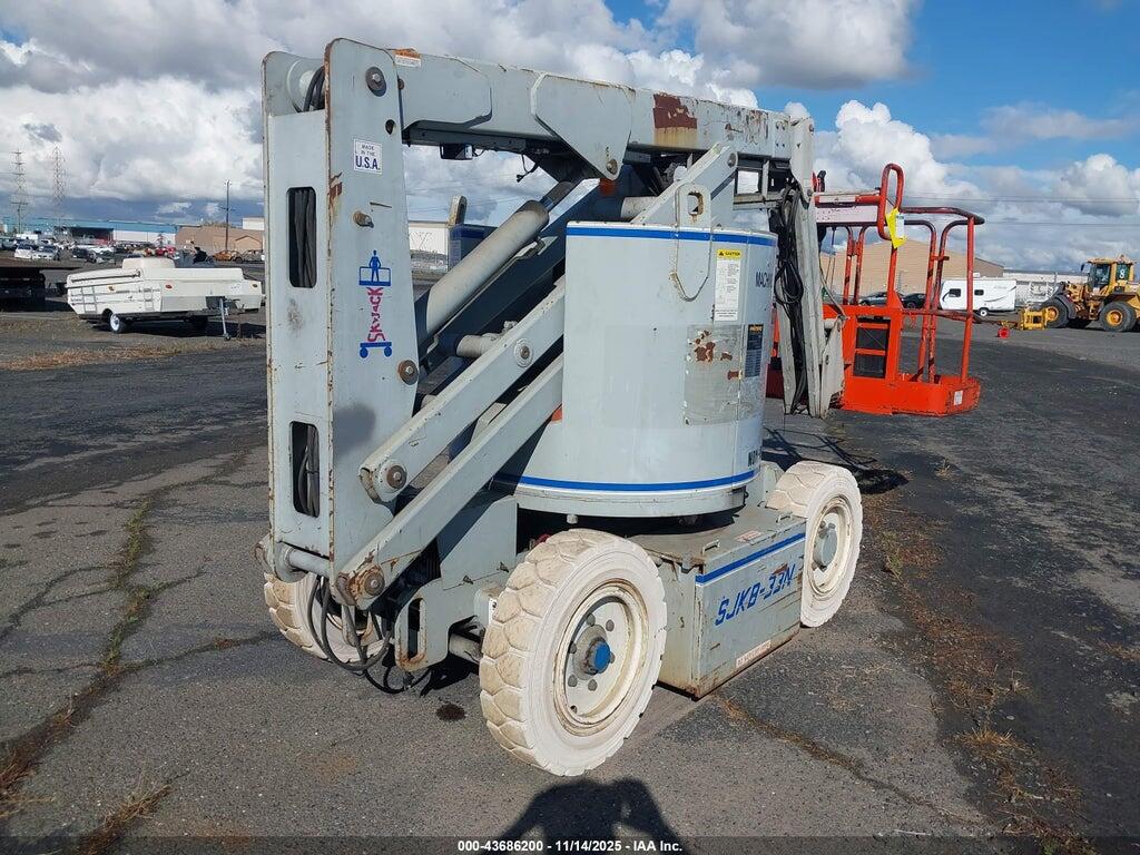 0000000099B004103 2000 SKYJACK SJKB-33N photo no. 4
