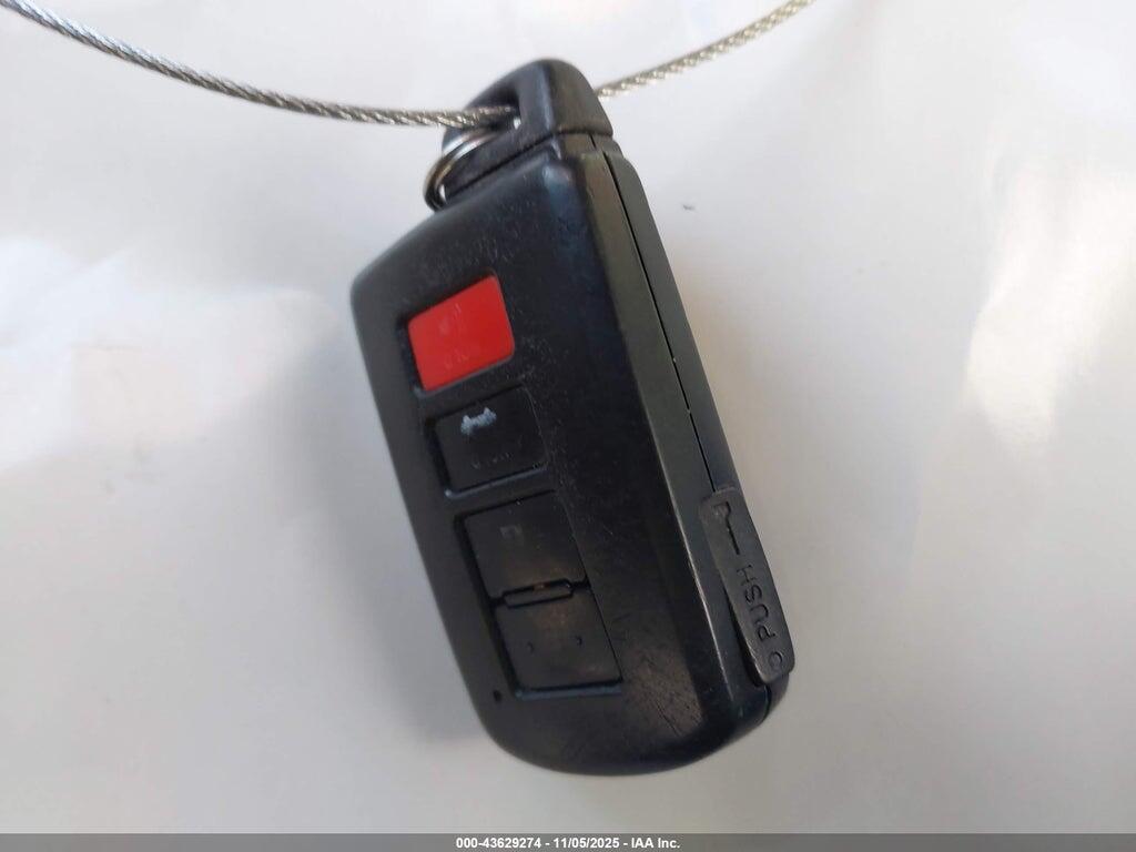 4T1BD1FK5CU024976 2012 TOYOTA CAMRY HYBRID photo no. 11