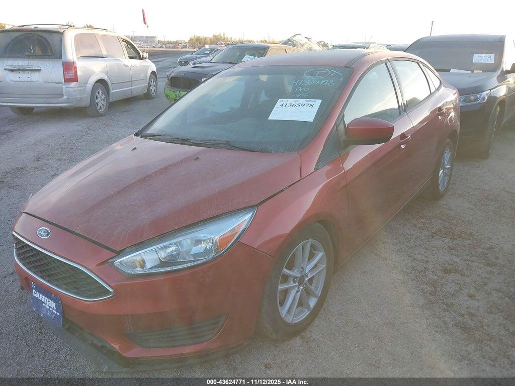 1FADP3F2XJL246499 2018 FORD FOCUS photo no. 2