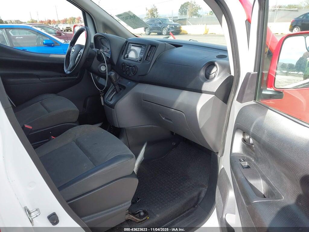 3N6CM0KN1JK698068 2018 NISSAN NV200 photo no. 5