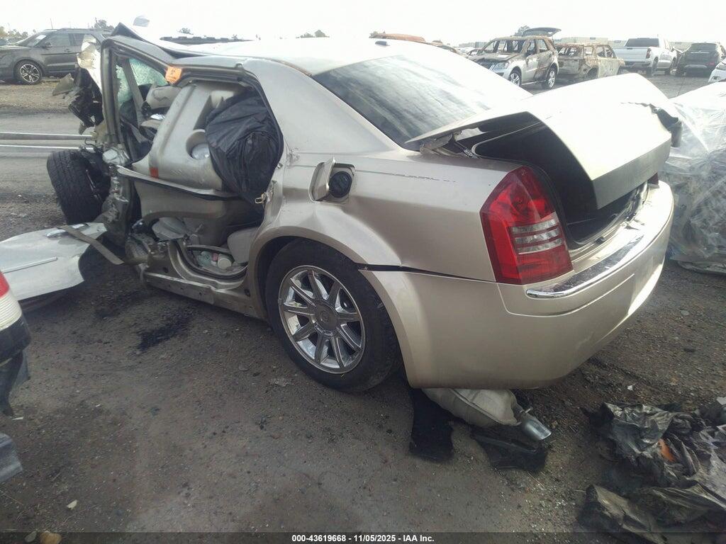 2C3KA63H76H534535 2006 CHRYSLER 300C photo no. 3
