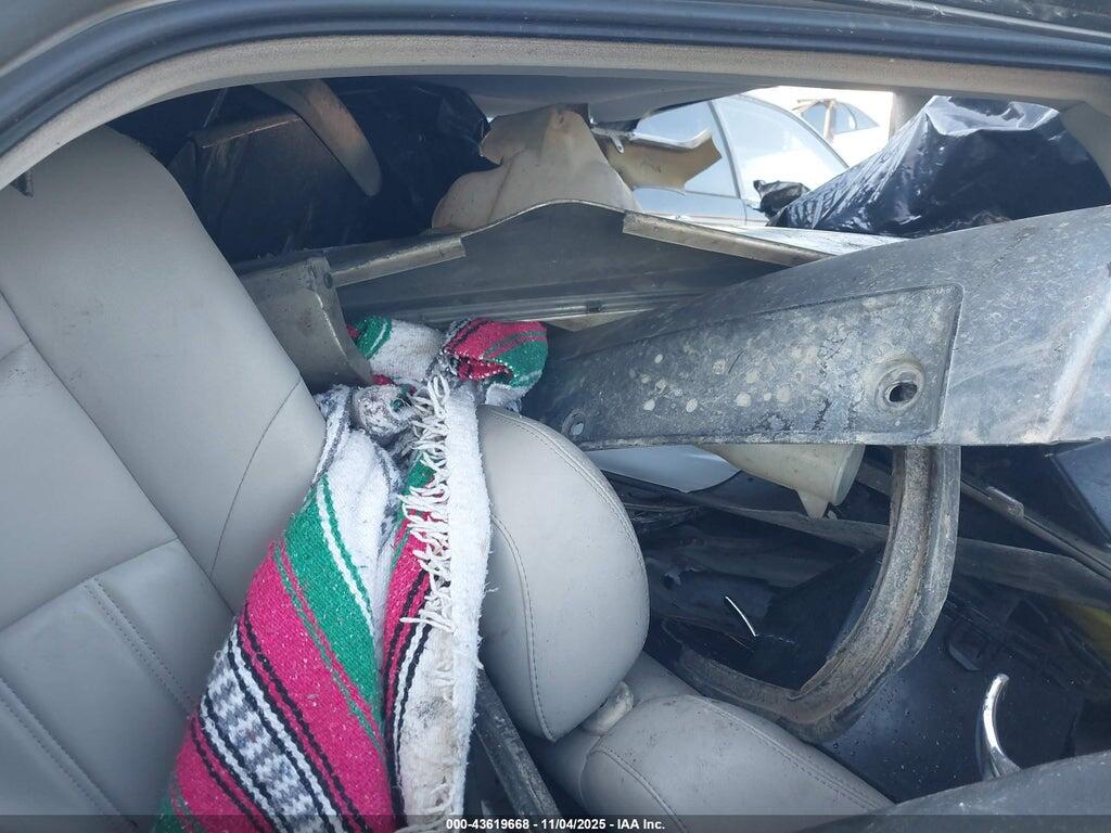 2C3KA63H76H534535 2006 CHRYSLER 300C photo no. 8