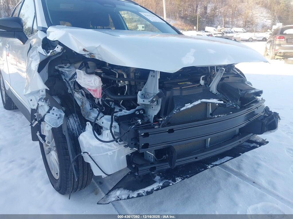 7MUCAAAG7SV125840 2025 TOYOTA COROLLA CROSS photo no. 6