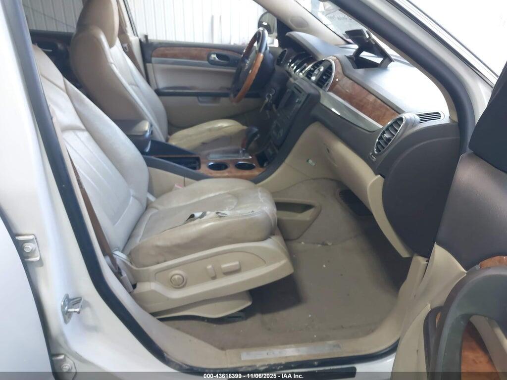 5GAKRCED5BJ345132 2011 BUICK ENCLAVE photo no. 5