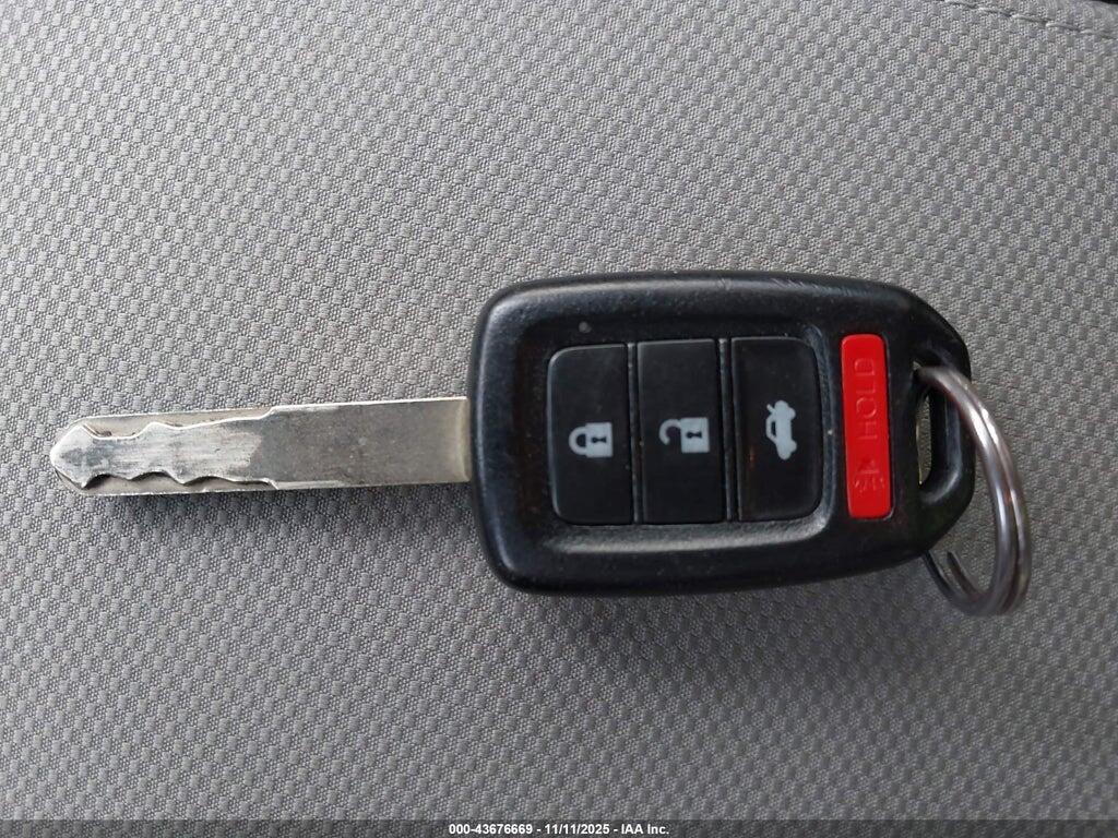 19XFB2F56FE705923 2015 HONDA CIVIC photo no. 11