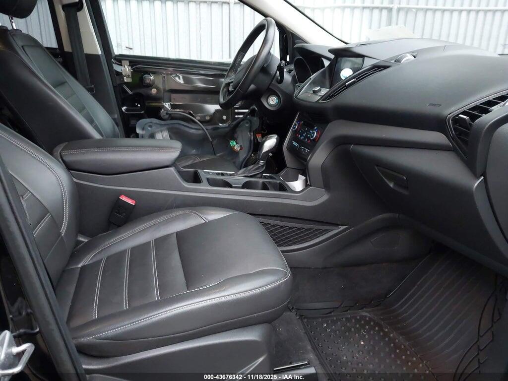 1FMCU9HD1JUD30491 2018 FORD ESCAPE photo no. 5