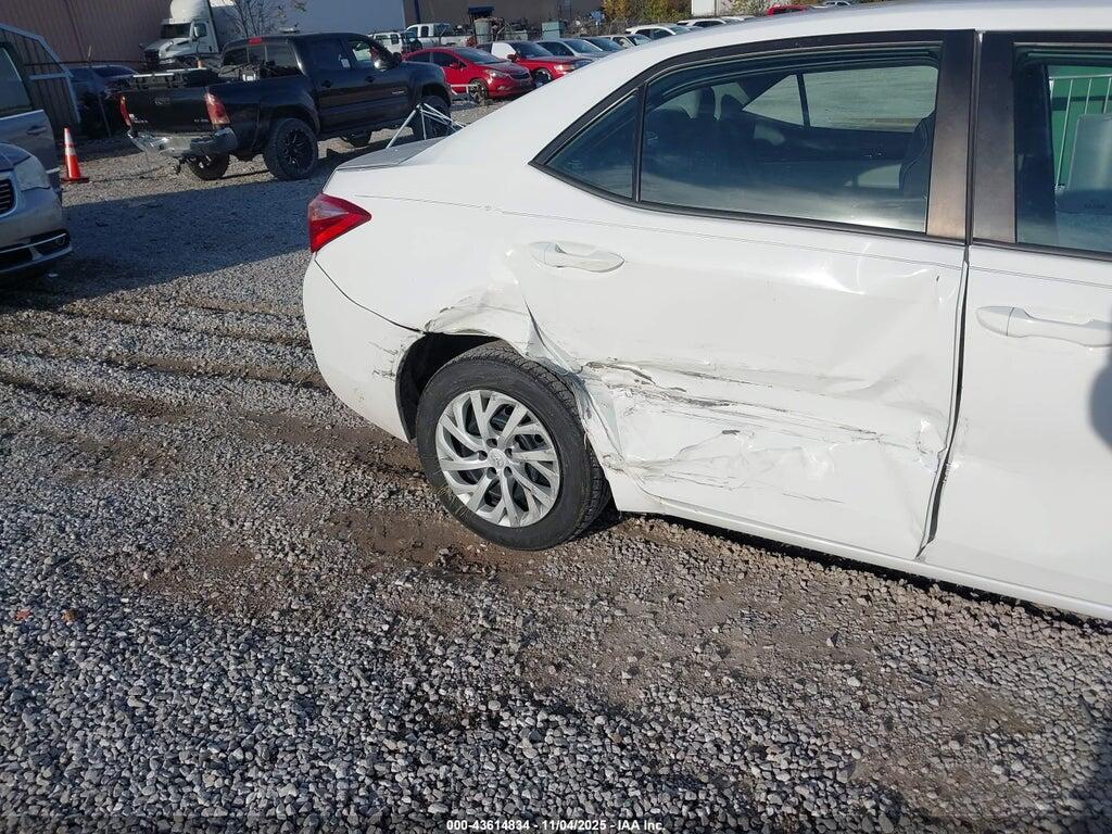 5YFBURHE5KP878176 2019 TOYOTA COROLLA photo no. 6
