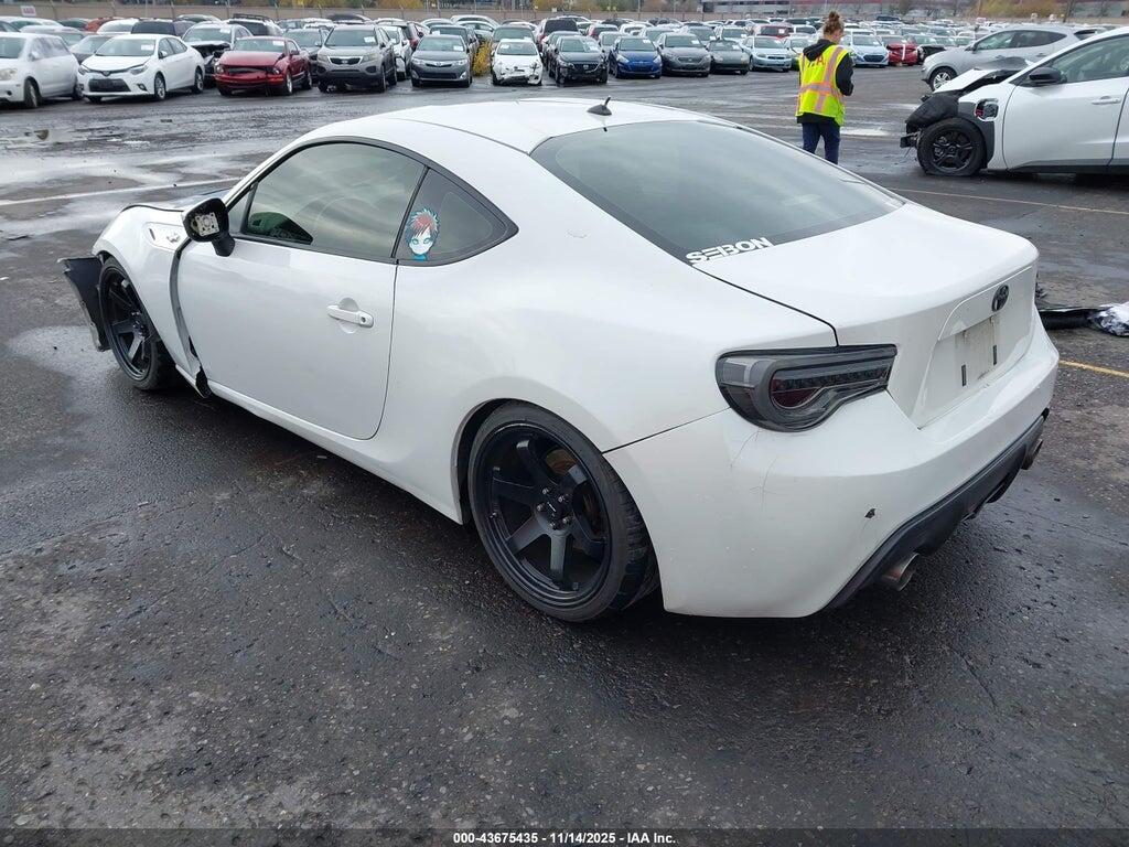 JF1ZNAA19D1724121 2013 SCION FR-S photo no. 3