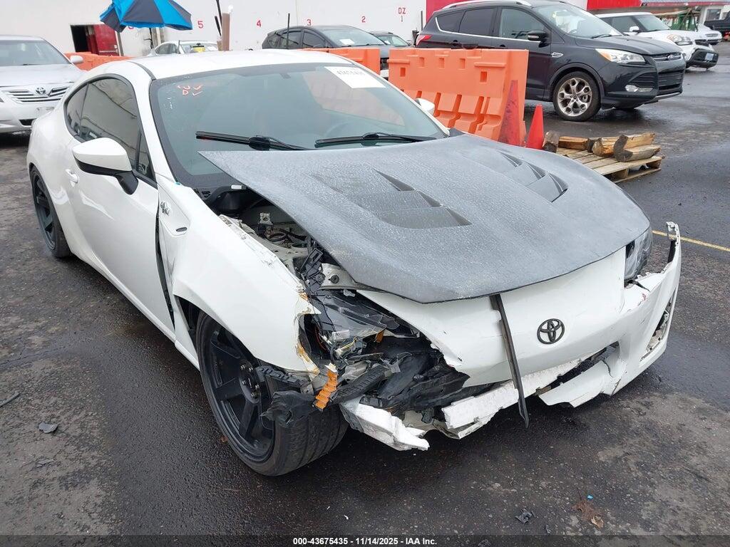 JF1ZNAA19D1724121 2013 SCION FR-S photo no. 6