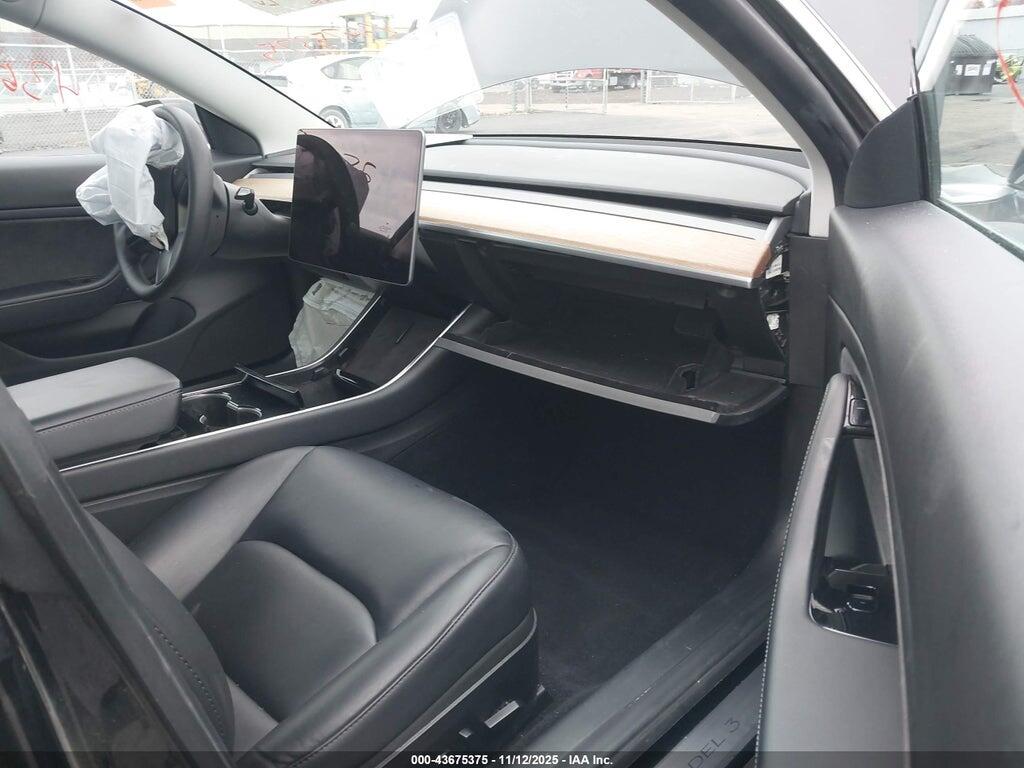 5YJ3E1EBXLF790878 2020 TESLA MODEL 3 photo no. 5