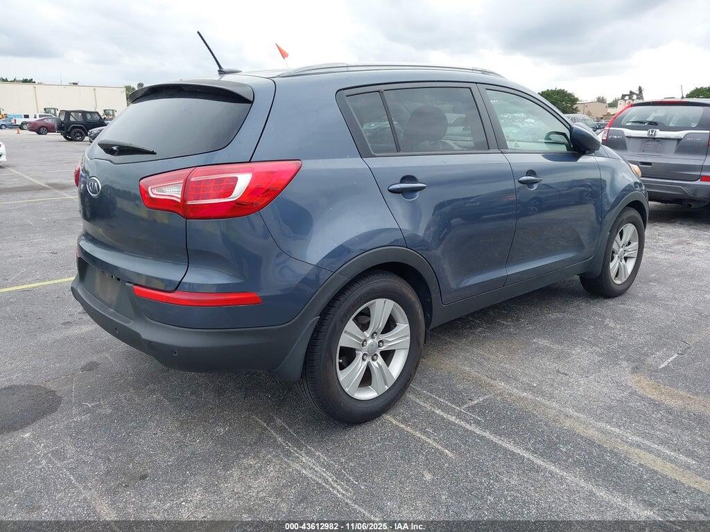KNDPB3A21C7311443 2012 KIA SPORTAGE photo no. 4