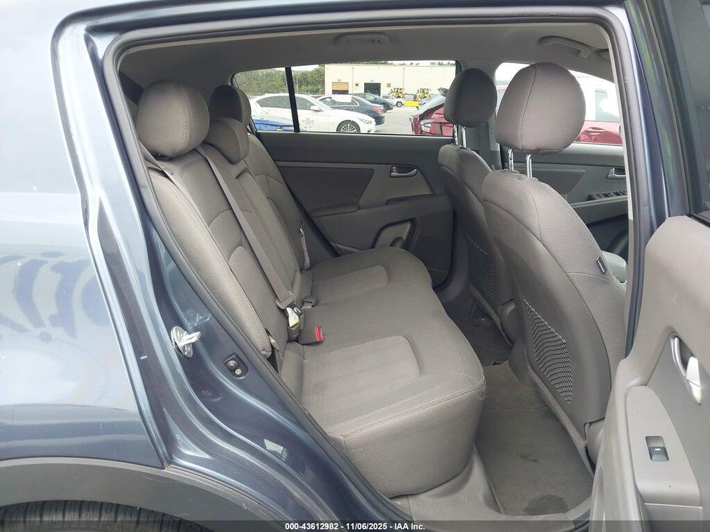 KNDPB3A21C7311443 2012 KIA SPORTAGE photo no. 8