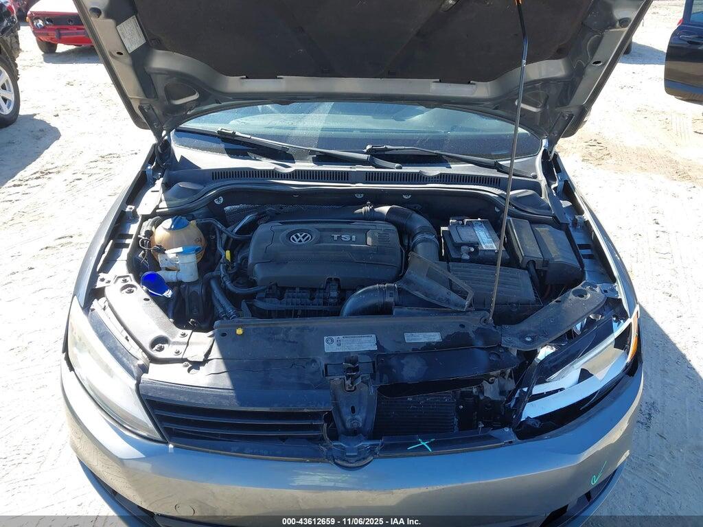 3VWD07AJ2EM236488 2014 VOLKSWAGEN JETTA photo no. 10