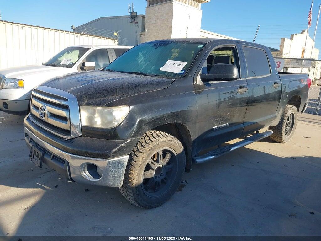 5TFEM5F17DX064301 2013 TOYOTA TUNDRA photo no. 2