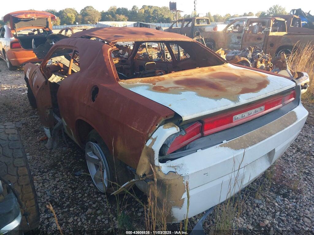 2C3CDYAG1DH718934 2013 DODGE CHALLENGER photo no. 3