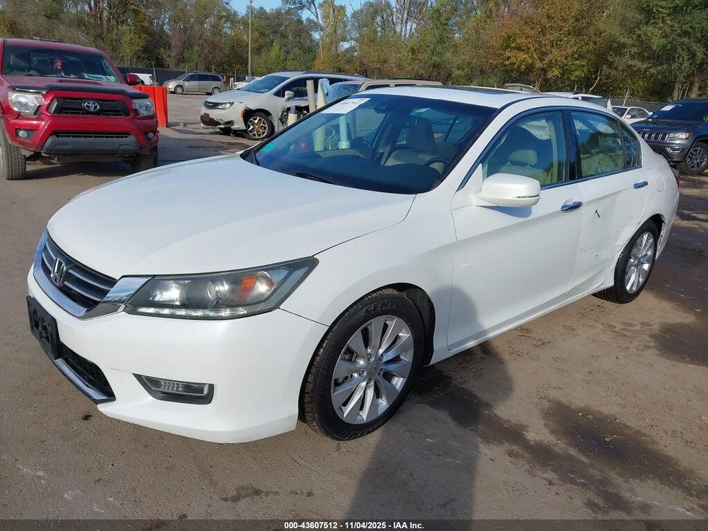 1HGCR3F85DA016729 2013 HONDA ACCORD photo no. 2
