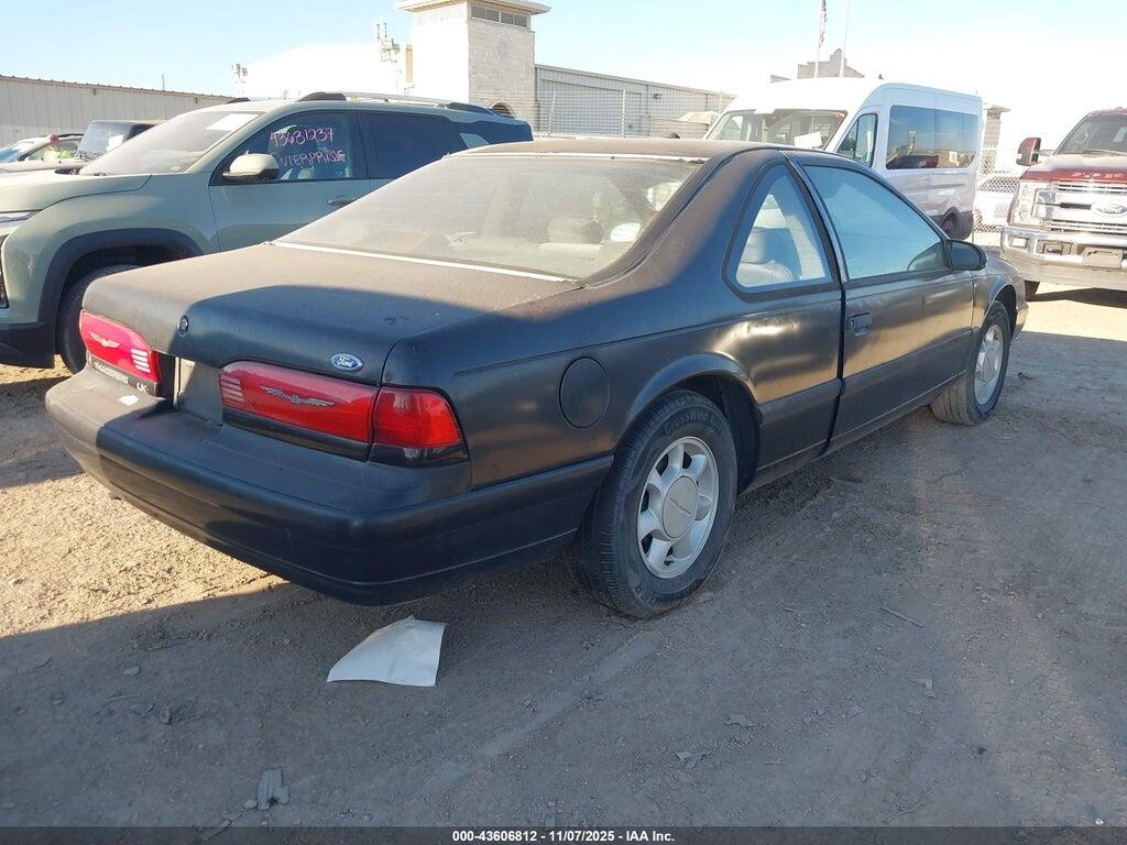1FAPP6241PH223095 1993 FORD THUNDERBIRD photo no. 4