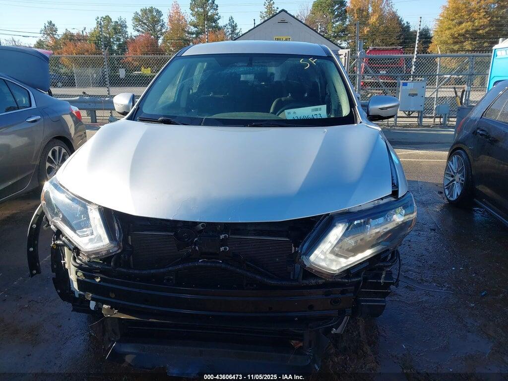 KNMAT2MT6JP614894 2018 NISSAN ROGUE photo no. 12