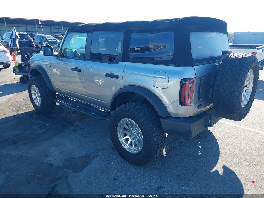 1FMDE5BH0NLB86580 2022 FORD BRONCO photo no. 3