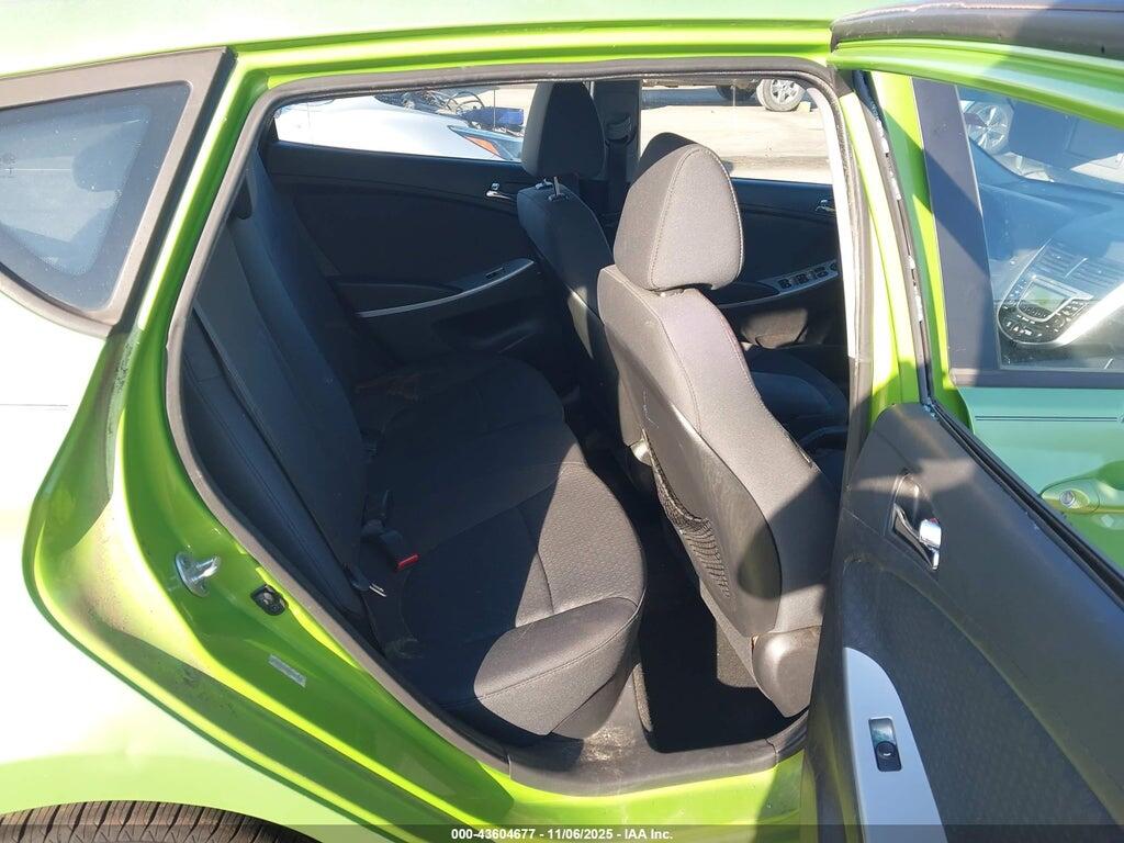 KMHCU5AE4DU076744 2013 HYUNDAI ACCENT photo no. 8