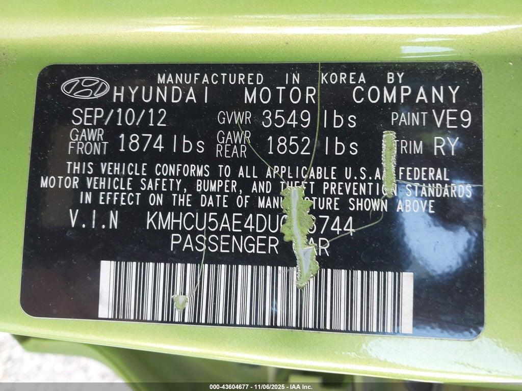 KMHCU5AE4DU076744 2013 HYUNDAI ACCENT photo no. 9