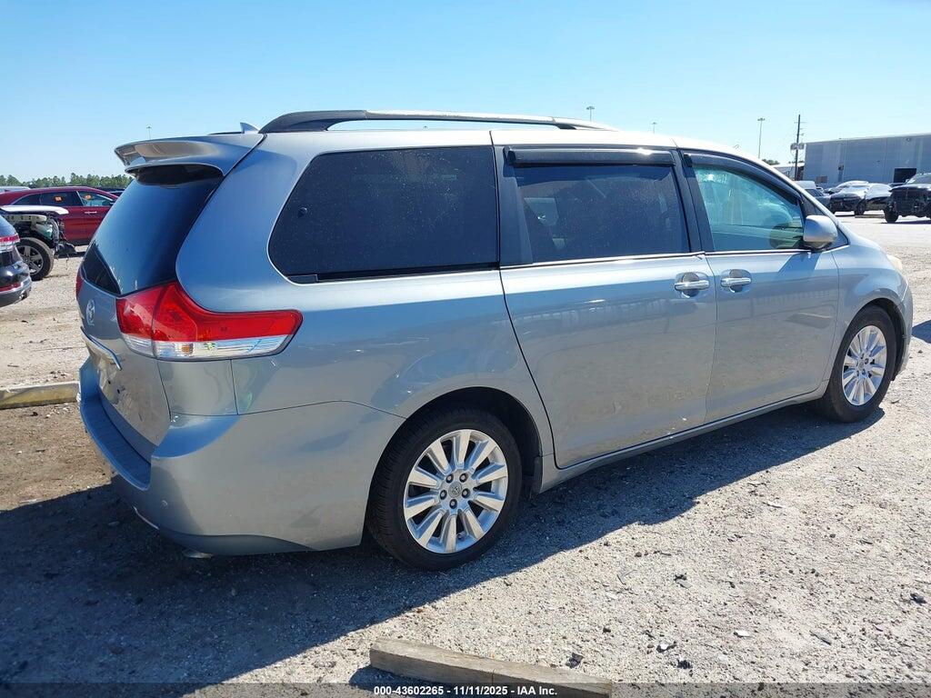 5TDYK3DC8BS160713 2011 TOYOTA SIENNA photo no. 4