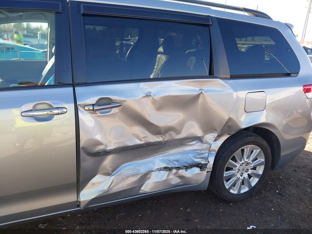 5TDYK3DC8BS160713 2011 TOYOTA SIENNA photo no. 6