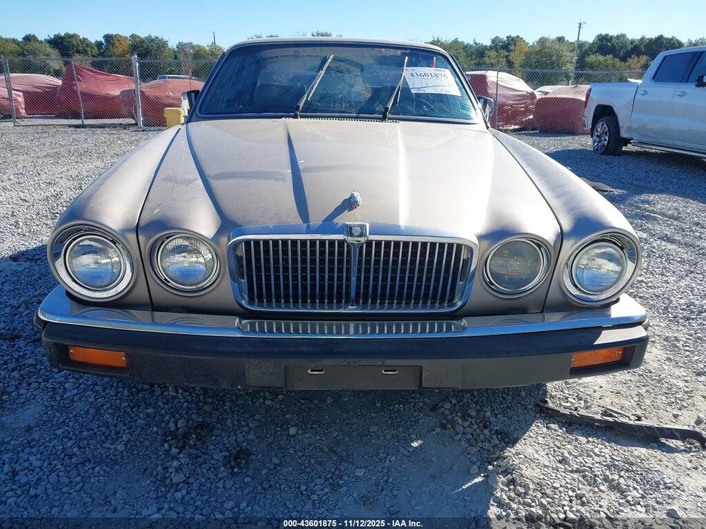 SAJAY1349HC466975 1987 JAGUAR XJ6 photo no. 6