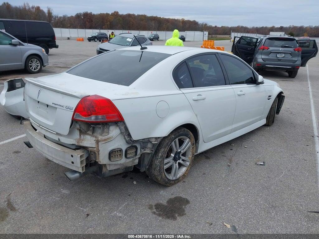6G2ER577X9L223290 2009 PONTIAC G8 photo no. 4