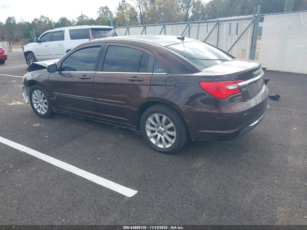 1C3CCBBGXDN659257 2013 CHRYSLER 200 photo no. 3
